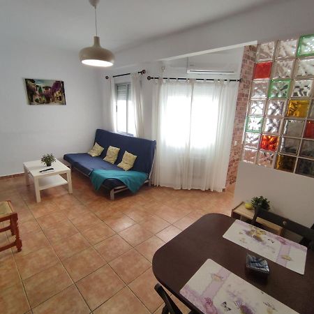 Apartamento La Luz - Kainga Homes Sevilla Kültér fotó