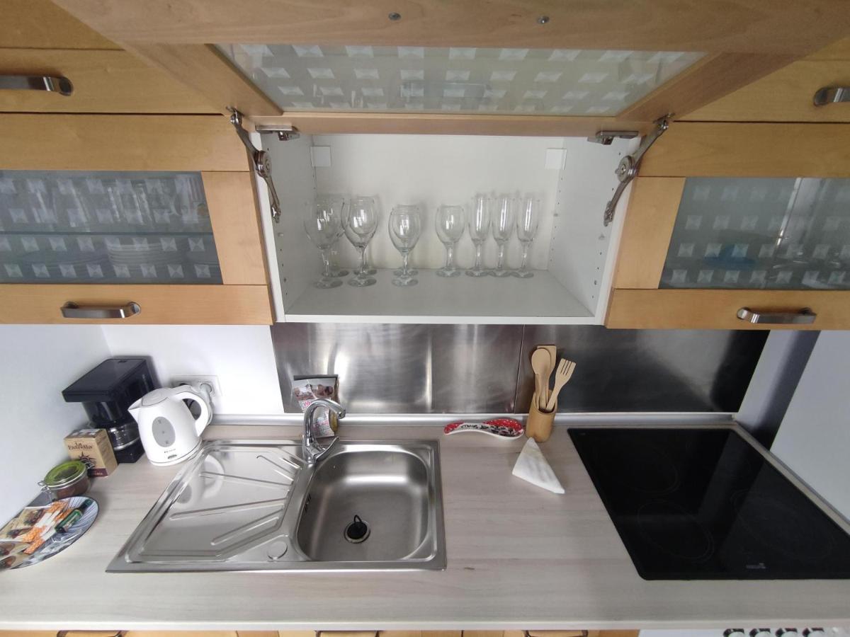 Apartamento La Luz - Kainga Homes Sevilla Kültér fotó
