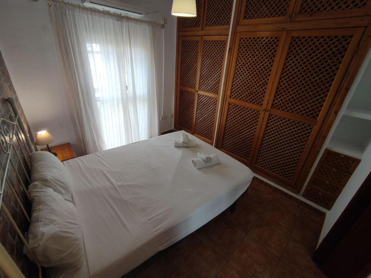 Apartamento La Luz - Kainga Homes Sevilla Kültér fotó